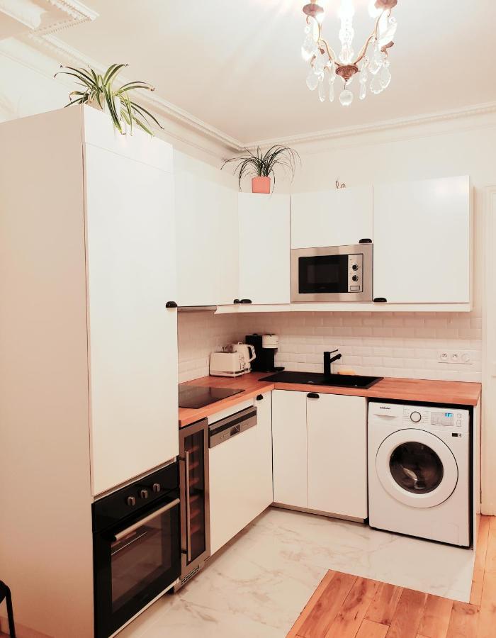 Paris : Appartement D'Exception - Batignolles Экстерьер фото